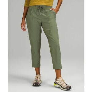 Lululemon Dance Studio Crop *25" Pants Womens 4 Green Mid-rise Cropped